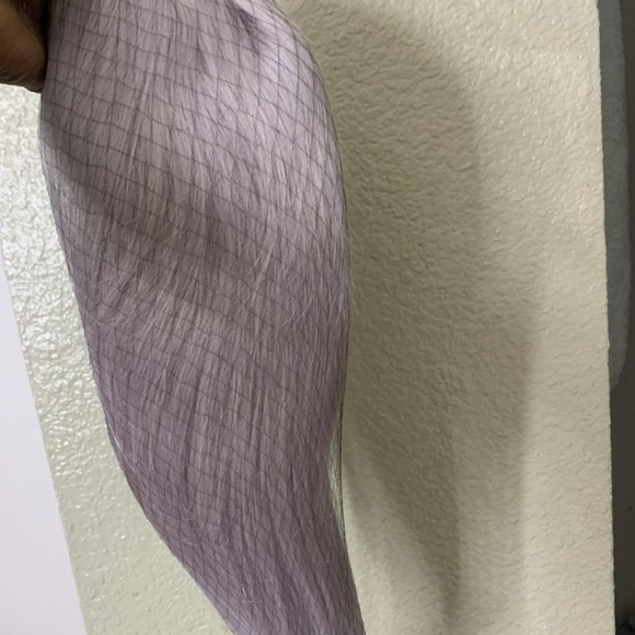 28 Inch Gray Lace Wig Unit - Picture 4 of 4